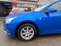 CHEVROLET CRUZE