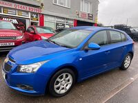 CHEVROLET CRUZE