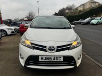 TOYOTA VERSO