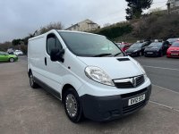VAUXHALL VIVARO