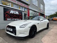 NISSAN GT-R