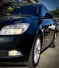 VAUXHALL INSIGNIA
