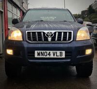 TOYOTA LAND CRUISER