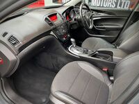 VAUXHALL INSIGNIA