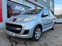 PEUGEOT 107