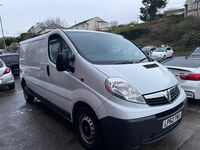 VAUXHALL VIVARO