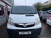 VAUXHALL VIVARO